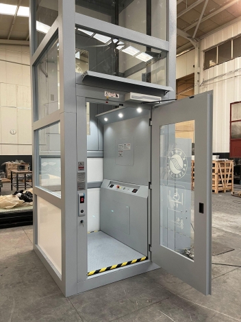 Closed Type Disabled Elevator (Vertical) 3
